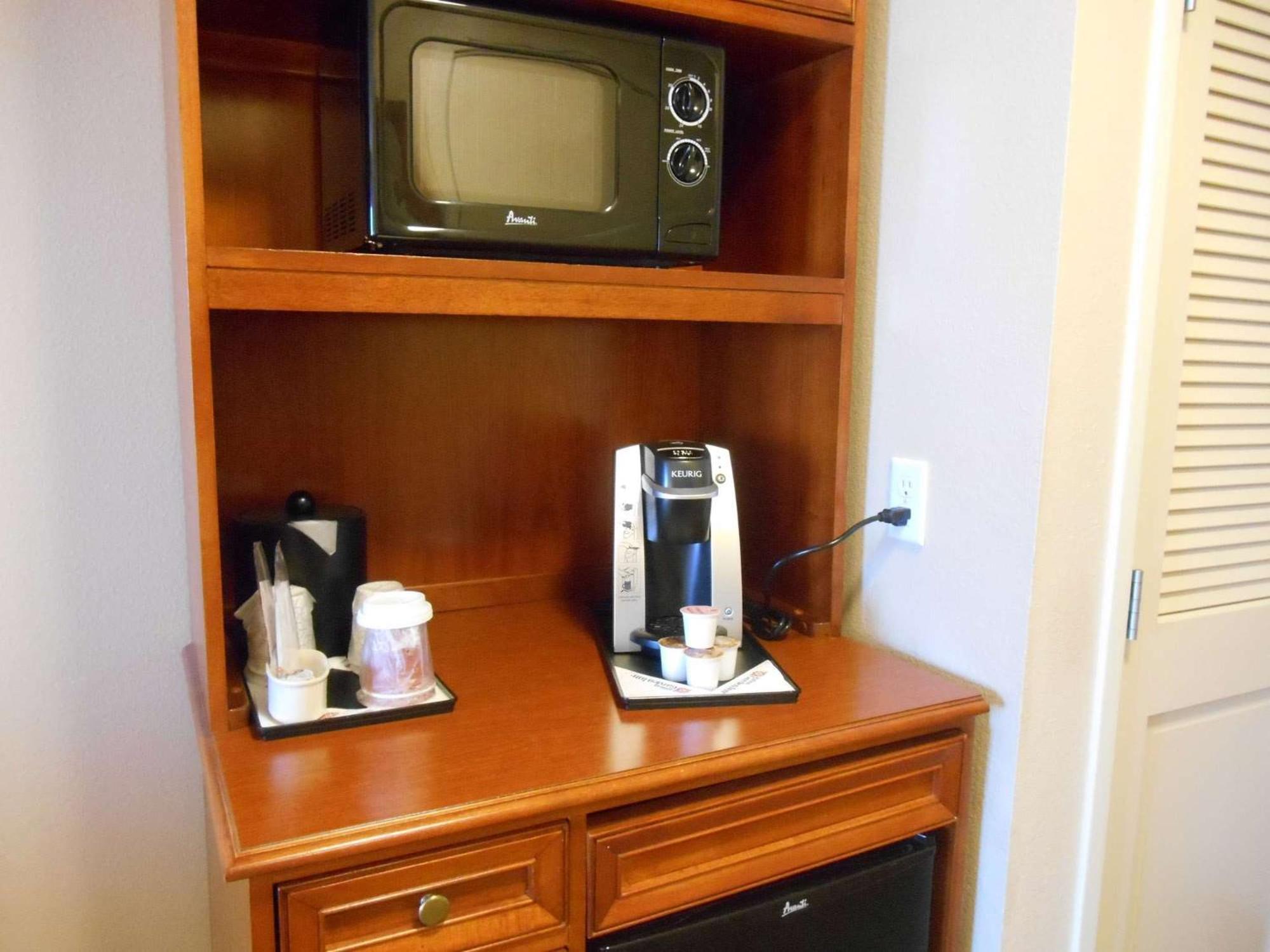 Hilton Garden Inn Columbus Airport Экстерьер фото