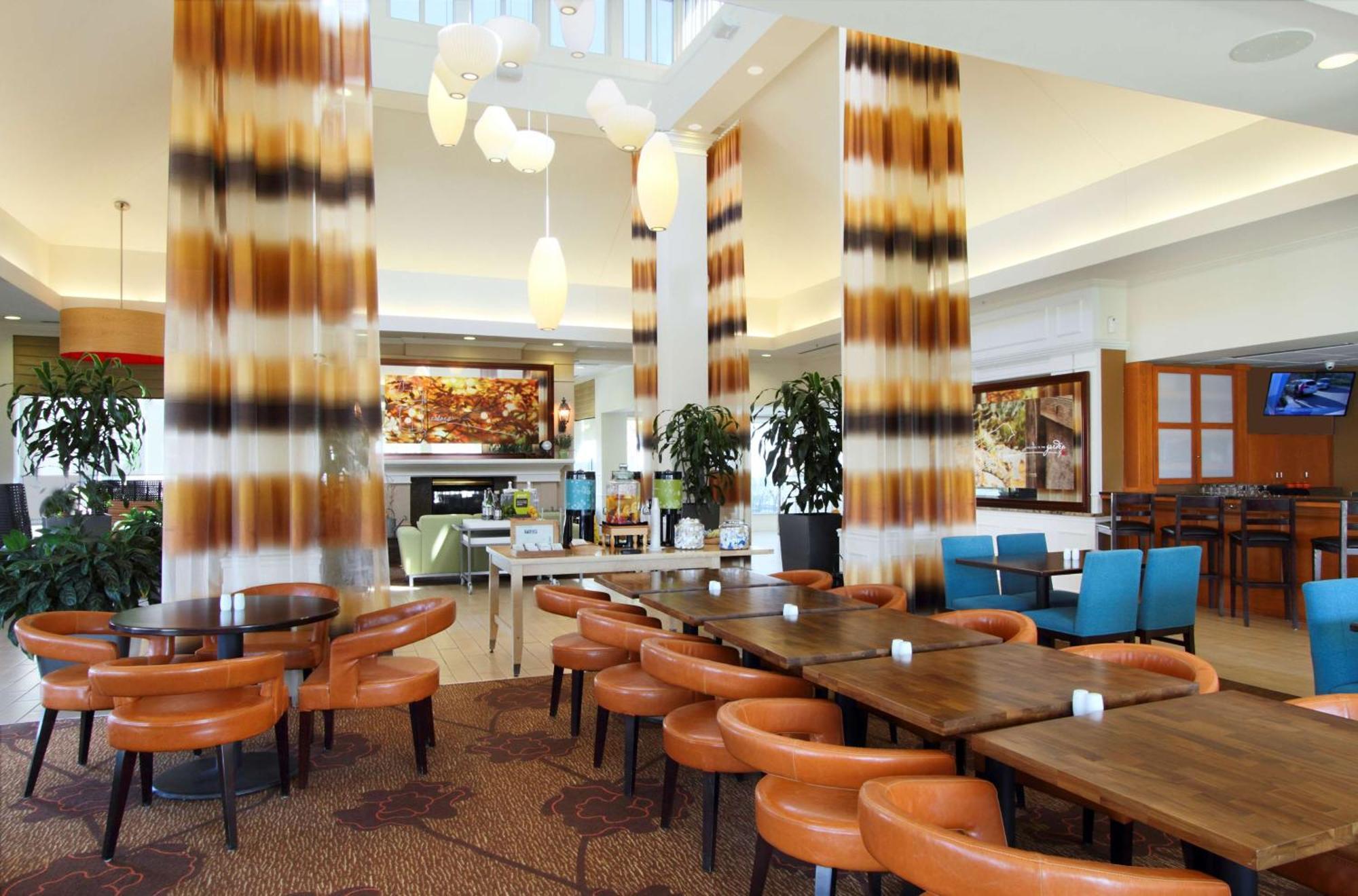 Hilton Garden Inn Columbus Airport Экстерьер фото