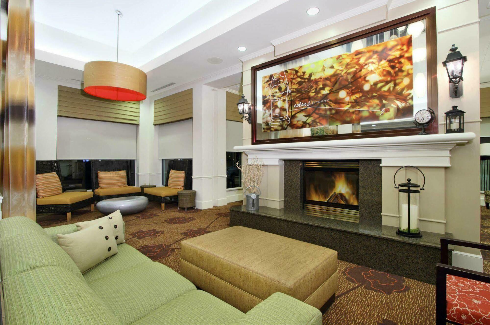 Hilton Garden Inn Columbus Airport Экстерьер фото