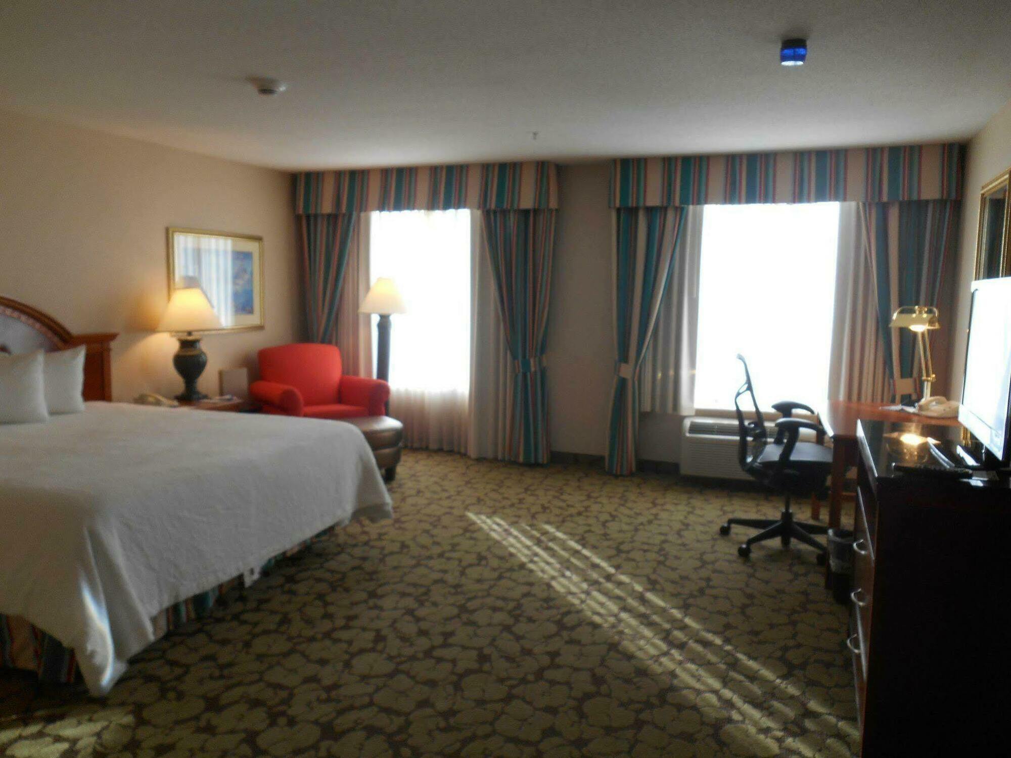 Hilton Garden Inn Columbus Airport Экстерьер фото